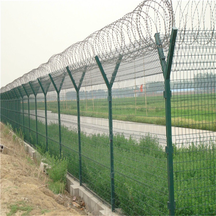 機場圍界、